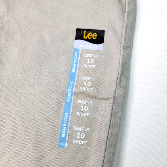 Lee Classic Relaxed Fit Straight Leg High Rise Jean - Picture 3 of 9